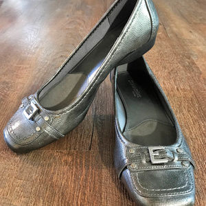 St. John's Bay Patent Leather Gray Flats